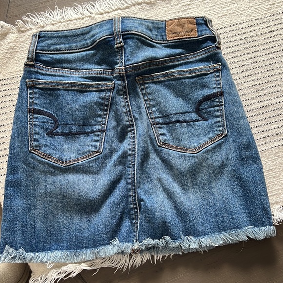 American Eagle mini skirt - Picture 2 of 2